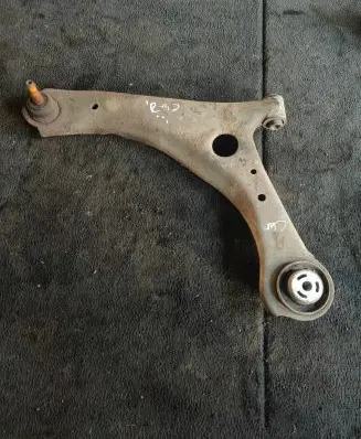 Chrysler Grand Voyager V Front lower control arm/wishbone