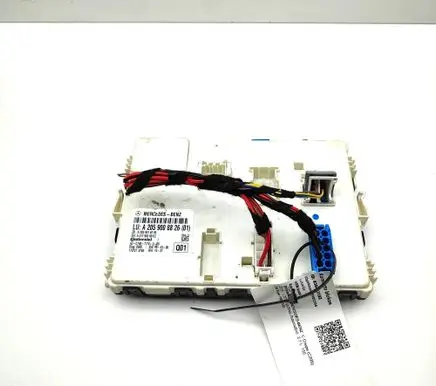 Mercedes-Benz C W205 Central body control module A2059008826 A2059016209