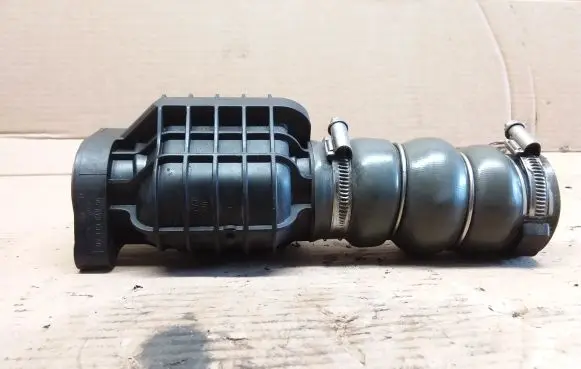 Citroen C3 Air intake hose/pipe 9687261180