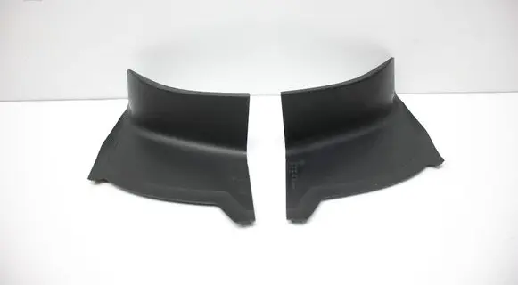 Porsche Macan (95B) Rear/tail light trim molding 95B945309F 95B945310F