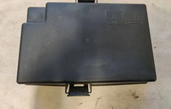 Ford Transit Fuse box cover 6C1T14A076CC