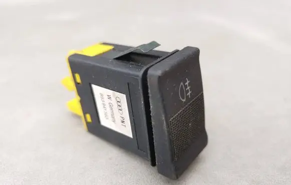 Audi A6 S6 C4 4A Fog light switch 893941563