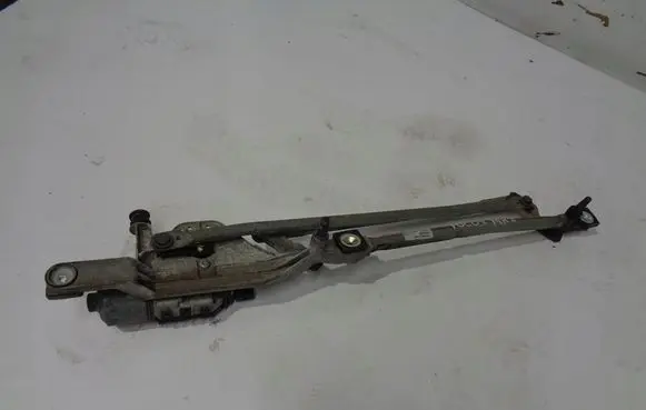 Ford Focus Front wiper linkage and motor