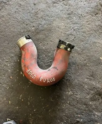Intercooler hose/pipe