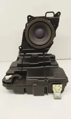 Lexus RX 450H Subwoofer speaker 8615048090