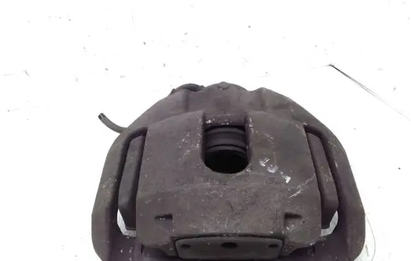 BMW 5 E60 E61 Front brake caliper