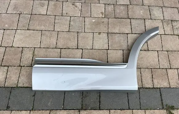 Hyundai Santa Fe Rear door trim (molding)