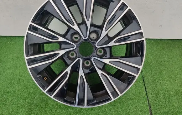 R17 alloy rim