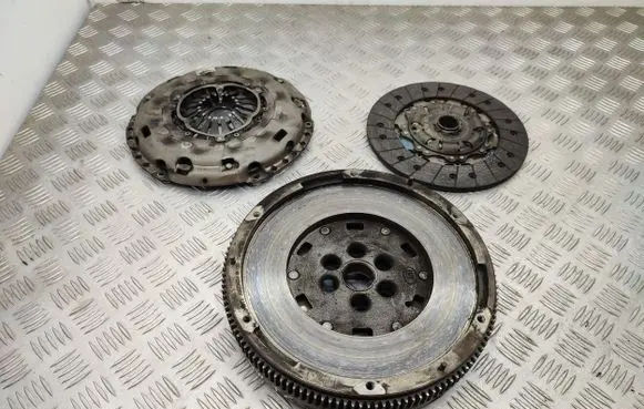 Volkswagen Transporter - Caravelle T6 Clutch set kit 04L141015L