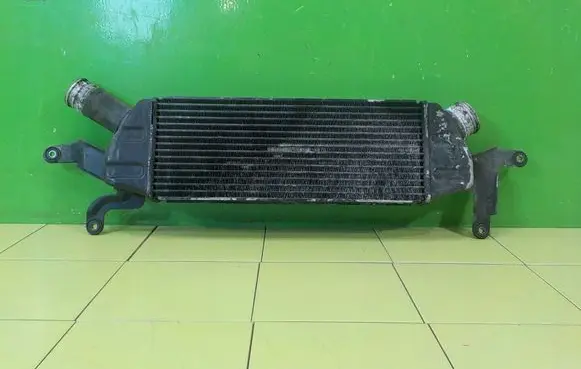 Peugeot 4007 Intercooler radiator 1530A061 14AB18