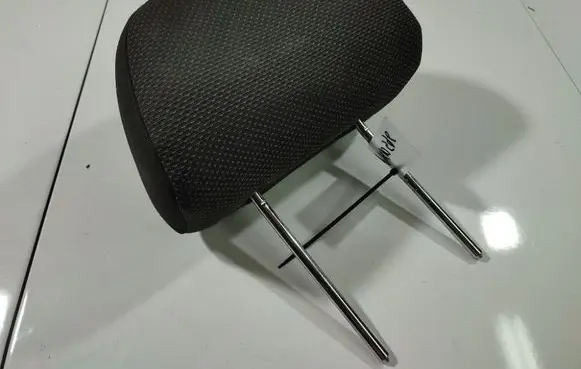 Chevrolet Aveo Front seat headrest 