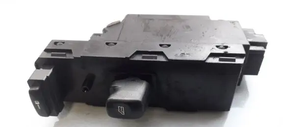 Volvo V70 Electric window control switch 30739981