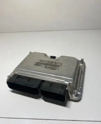 Audi A4 S4 B6 8E 8H Engine control unit/module 8E0907401M