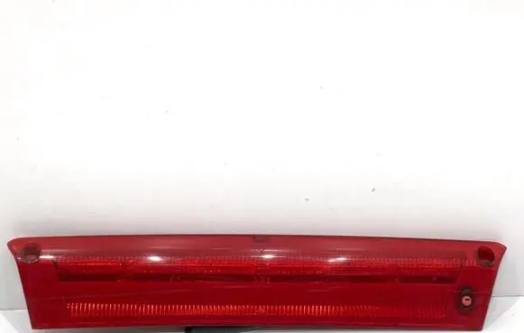 Ford Focus Third/center stoplight 8A6113A613AG