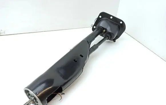 Mercedes-Benz 250 280 C CE W114 Steering wheel axle