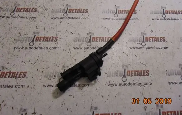 Mercedes-Benz B W245 Vacuum valve A0025401497