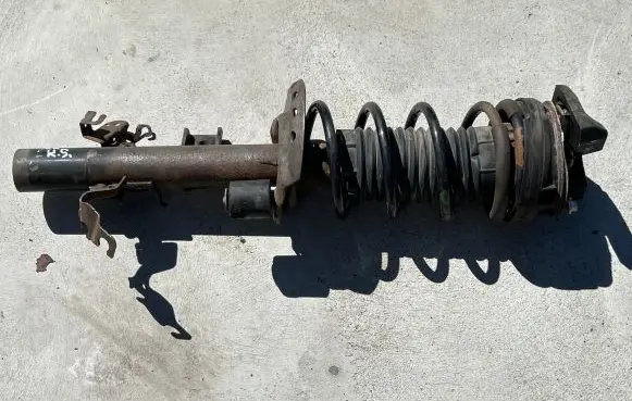 Land Rover Range Rover Evoque L538 Rear shock absorber with coil spring BJ3218K004AD 206111104 D22BA