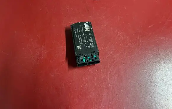 BMW X1 U11 Seat control module 5A6A446 61355A6A446