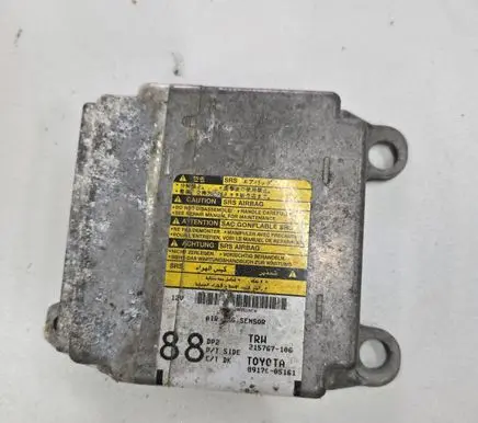Toyota Avensis T250 Airbag control unit/module 8917005161 215767106