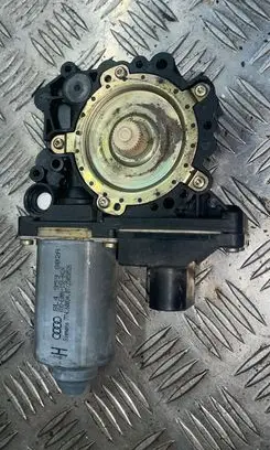 Audi A3 S3 8L Sliding door window regulator with motor 8L4959802A 25050526