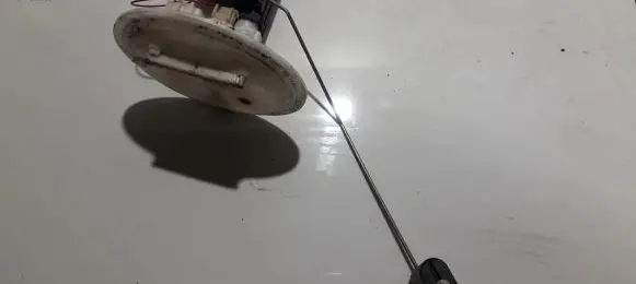 Volvo XC90 Fuel level sensor 