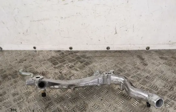Subaru Outback (BS) Engine coolant pipe/hose 168EPDM