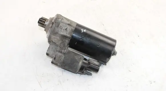 Volkswagen PASSAT CC Starter motor 02E911023L
