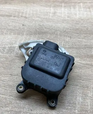 Seat Altea Air flap motor/actuator 8D1820511E 0132801148