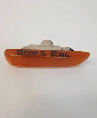 BMW 3 E46 Front fender indicator light 8370720 63138370720