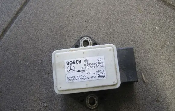 Mercedes-Benz E W211 ESP acceleration yaw rate sensor A2165420018