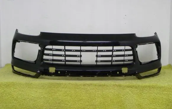 Porsche Cayenne (9Y0 9Y3) Front bumper 9Y0807221