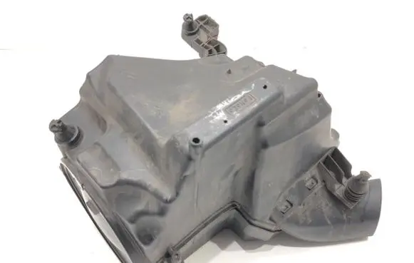 Air filter box