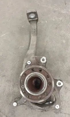 Mercedes-Benz C W205 Front wheel hub spindle knuckle 2052100