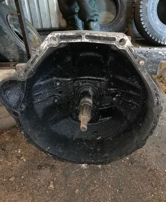 Mercedes-Benz E W123 Manual 4 speed gearbox 1232601201 716210