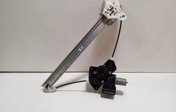 Toyota Yaris Cross Front door window regulator with motor 857100D540 0620206770