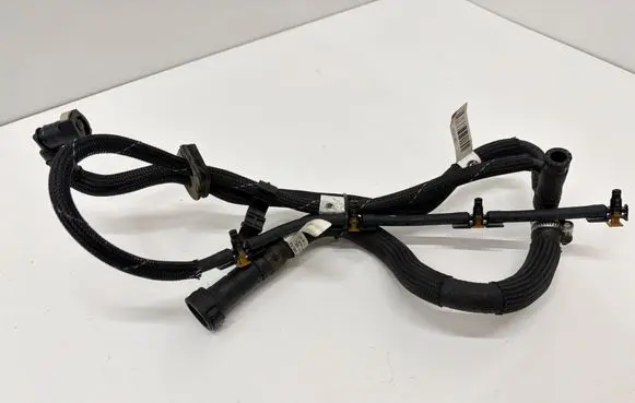 BMW 5 F10 F11 Fuel line pipe 8507680 11884410E
