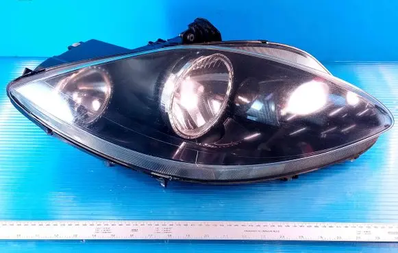 Seat Leon (1P) Headlight/headlamp 5P1941006A 89309820 5428