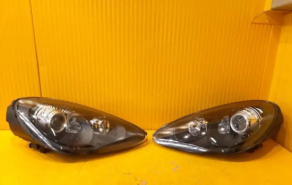 Porsche Cayenne (92A) Headlight/headlamp 7P5941032BB 7P5941031BQ