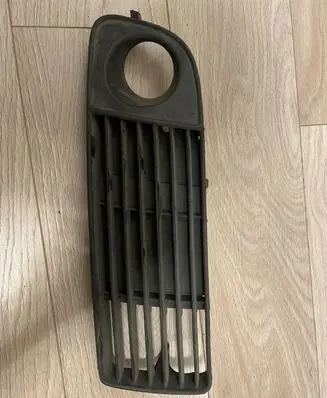 Audi A6 S6 C5 4B Front bumper lower grill 4B0807681
