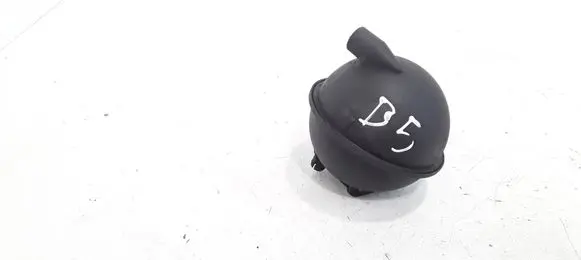 Volkswagen PASSAT B5 Vacuum air tank 