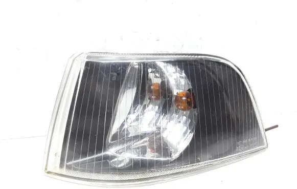 Volvo S40, V40 Headlight/headlamp