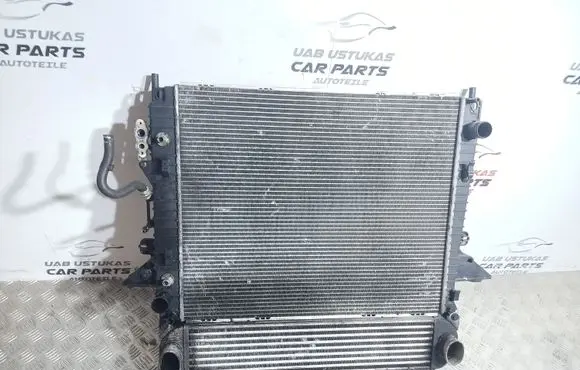 Land Rover Discovery 3 - LR3 Radiator set 