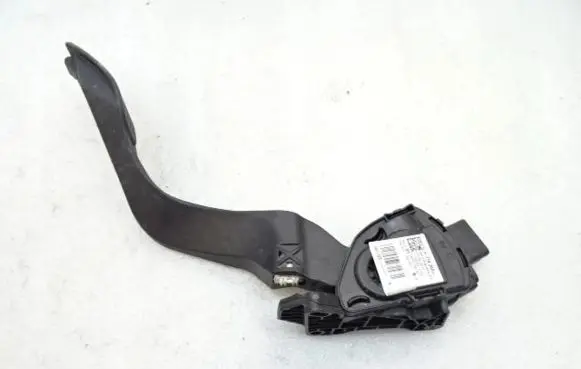 Peugeot 208 Accelerator throttle pedal 9671434080