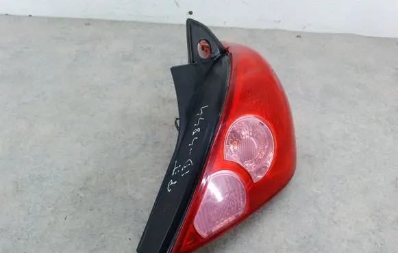 Nissan Tiida C11 Rear/tail lights 
