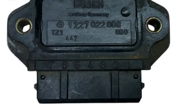 Audi 80 90 B3 Ignition amplifier control unit 1227022008