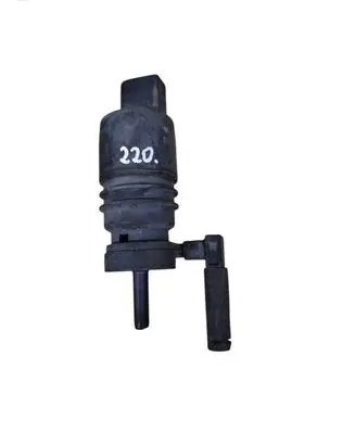 Mercedes-Benz C W203 Windscreen/windshield washer pump 