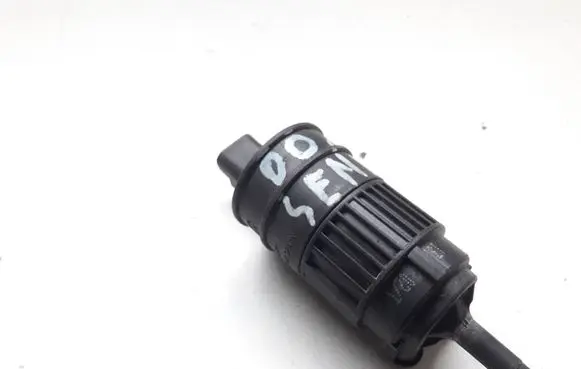 Renault Scenic I Windscreen/windshield washer pump