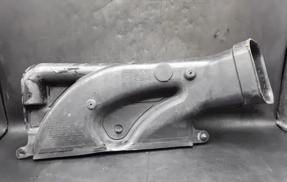 Lexus GS 300 350 430 450H Air intake duct part 1775131070