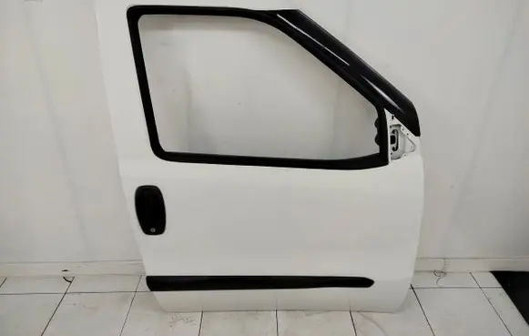 Opel Combo D Front door 35R28