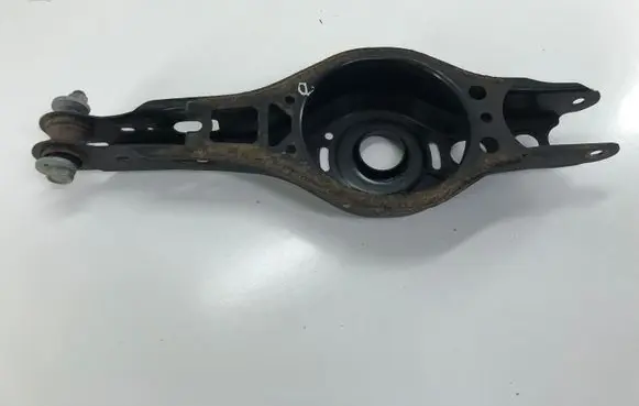 Toyota C-HR I Coil spring/strut mount 